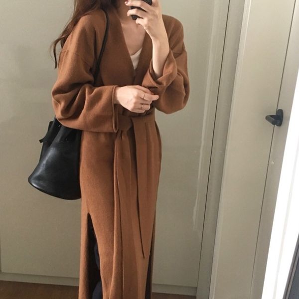women's jackets female cardigan knitted or crocheted with a solid-colored belt low-necked medium-length sweater, Black;brown
women's jackets female cardigan knitted or crocheted with a solid-colored belt low-necked medium-length sweater, Black;brown