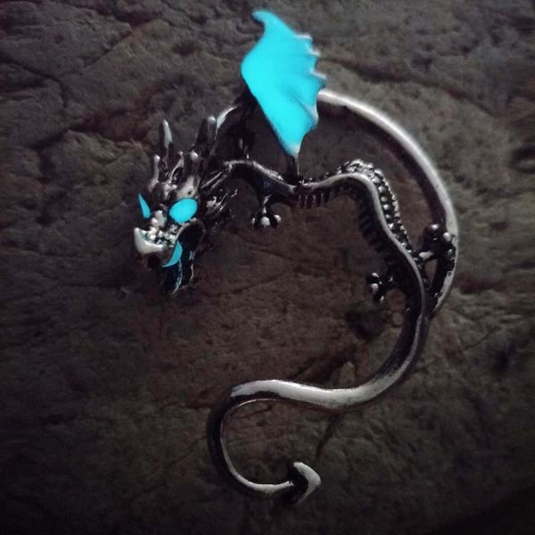 hoop & huggie luminous dragon earrings black male and female 3 colors, Golden;silver
hoop & huggie luminous dragon earrings black male and female 3 colors, Golden;silver