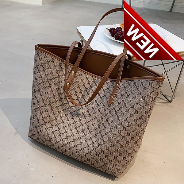 luxury high capacity tote handbags for office women 2022 trends brand designer striped shopper shoulder shopping bag
luxury high capacity tote handbags for office women 2022 trends brand designer striped shopper shoulder shopping bag