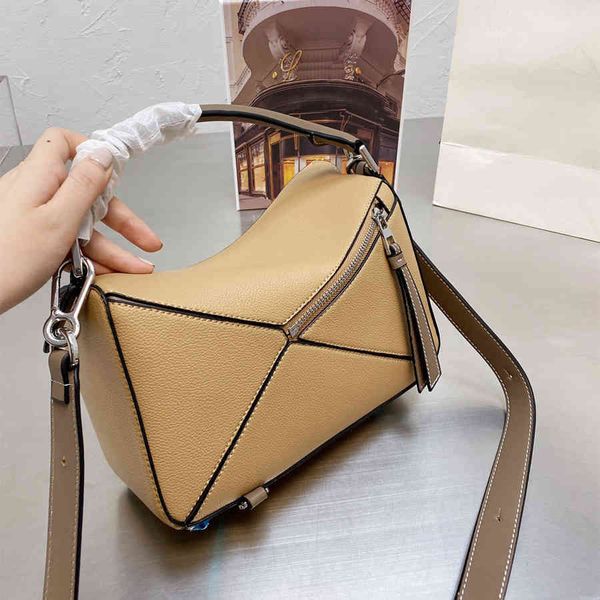 factory outlet luxury handbags and storage luxurys designer bags loew leather geometric puzzle women's 2021 summer new fashion versatil
factory outlet luxury handbags and storage luxurys designer bags loew leather geometric puzzle women's 2021 summer new fashion versatil