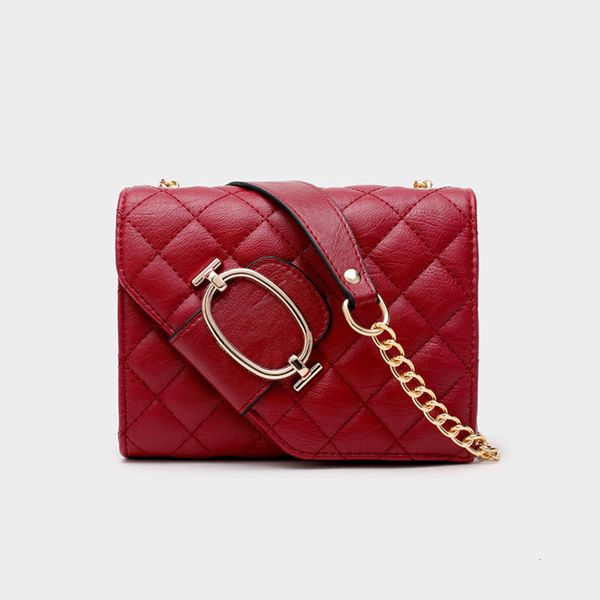 fashion 2021 spring new korean women's single shoulder fashion cross box rhombic square bag
fashion 2021 spring new korean women's single shoulder fashion cross box rhombic square bag