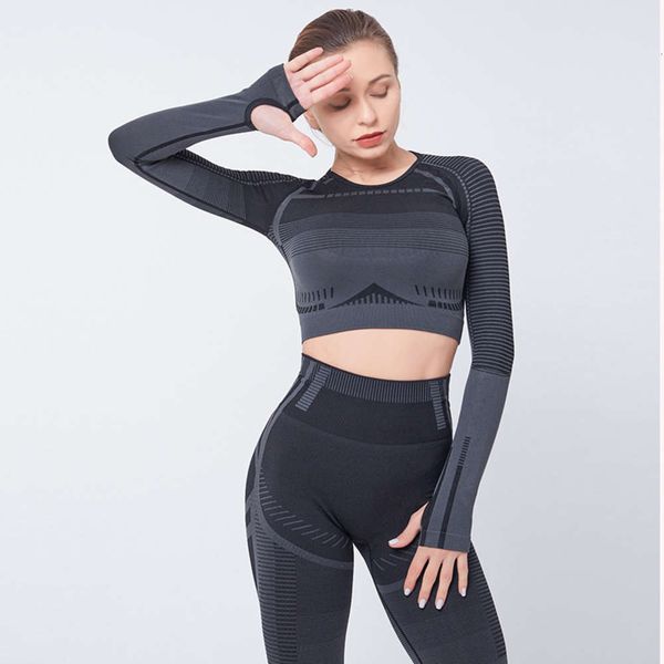 ins net red sports yoga body tight exposed navel long sleeve hip lifting elastic fitness pants suit female, Gray
ins net red sports yoga body tight exposed navel long sleeve hip lifting elastic fitness pants suit female, Gray