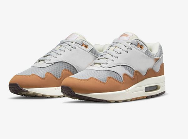 2021 authentic patta x shoes 1 monarch sean wotherspoon 1/97 vf sw hybrid for mens women outdoor shoe corduroy rainbow with og box
2021 authentic patta x shoes 1 monarch sean wotherspoon 1/97 vf sw hybrid for mens women outdoor shoe corduroy rainbow with og box