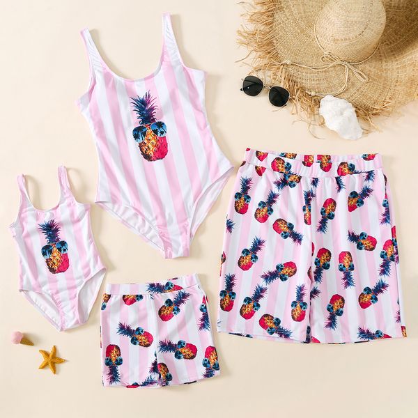 2020 new family matching outfits parent child swimsuit stripe pineapple glasses printing one-piece garment beach pants swim set, Red;yellow
2020 new family matching outfits parent child swimsuit stripe pineapple glasses printing one-piece garment beach pants swim set, Red;yellow
