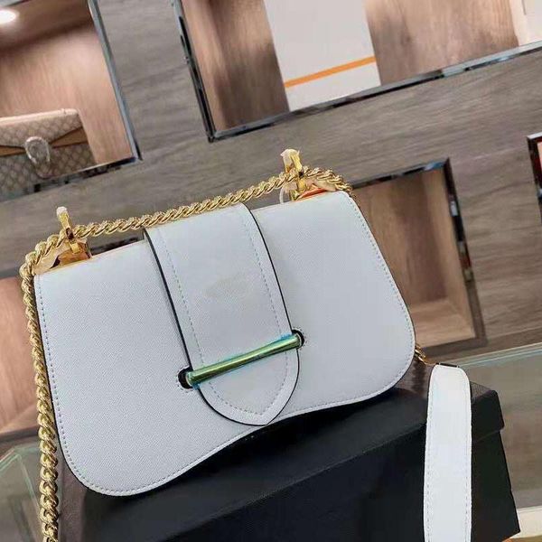 luxury designer brand hand bags high-quality genuine leather cowhide large-capacity women's shoulder bag classic temperament women cros
luxury designer brand hand bags high-quality genuine leather cowhide large-capacity women's shoulder bag classic temperament women cros