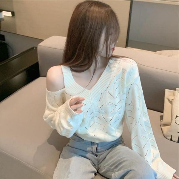 autumn design sense of hole leakage short sweater thin v-neck long sleeve top, White;black
autumn design sense of hole leakage short sweater thin v-neck long sleeve top, White;black