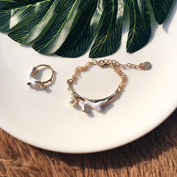 charm bracelets 1 set cute little white design bracelet korea simple boudoir gift pulseras femme bohemian mujer jewelry, Golden;silver
charm bracelets 1 set cute little white design bracelet korea simple boudoir gift pulseras femme bohemian mujer jewelry, Golden;silver