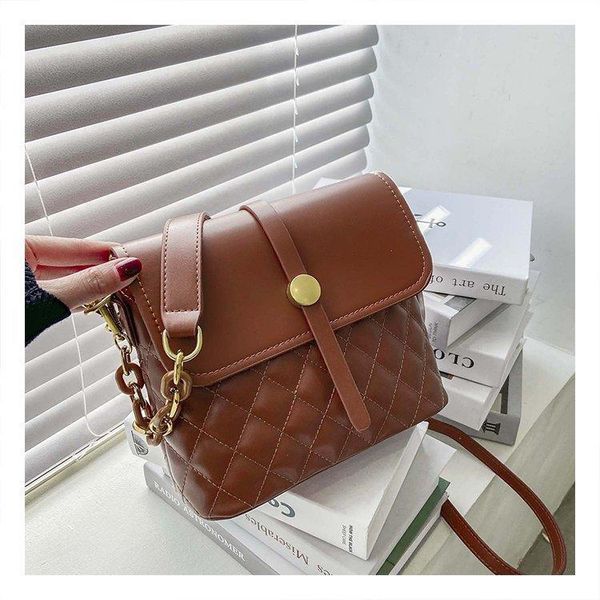 cross body high-end western style 2021 fashion all-match internet shoulder crossbody small square bag
cross body high-end western style 2021 fashion all-match internet shoulder crossbody small square bag
