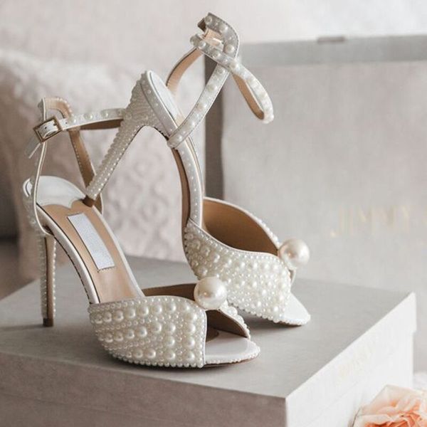 european and american fashion women summer casual sandals pearl beads slippers comfortable string flat rhinestone hand toe cover 34--42 wedd, Black
european and american fashion women summer casual sandals pearl beads slippers comfortable string flat rhinestone hand toe cover 34--42 wedd, Black