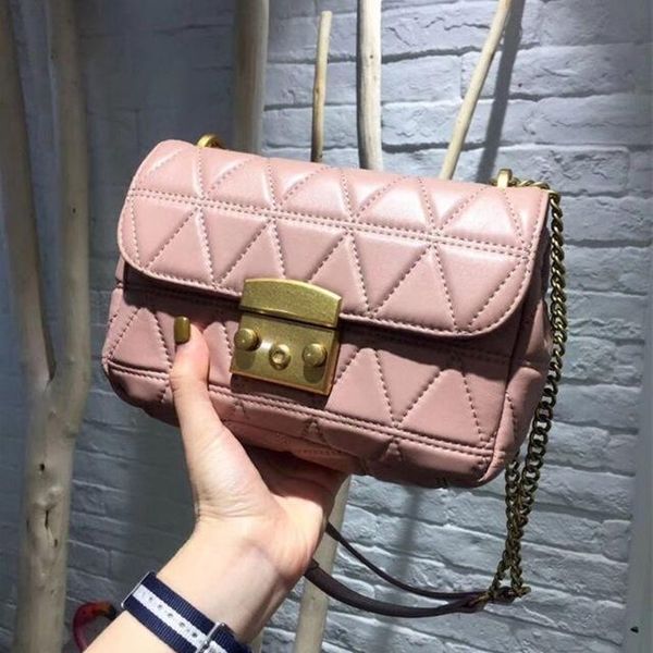 shoulder bags 2021 triangle diamond chain bag leather sheepskin stray diagonal small square female
shoulder bags 2021 triangle diamond chain bag leather sheepskin stray diagonal small square female