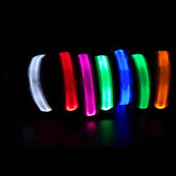 outdoor sports night safe running armband led light safety belt arm leg warning wristband cycling bike bicycle party atmosphere
outdoor sports night safe running armband led light safety belt arm leg warning wristband cycling bike bicycle party atmosphere