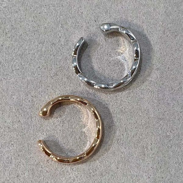 luxury quality earring clip auricularia in platinum and rose gold color with diamond for women wedding jewelry gift with box ing, Golden
luxury quality earring clip auricularia in platinum and rose gold color with diamond for women wedding jewelry gift with box ing, Golden