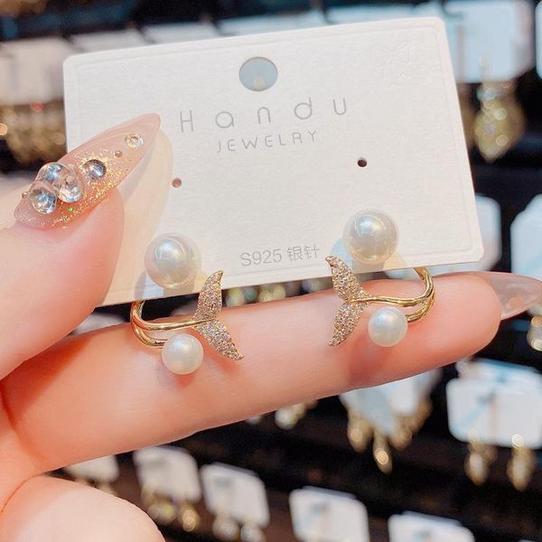 stud 925 sterling silver earrings white simulated pearl for women korean zircon earring fashion fine jewelry, Golden;silver
stud 925 sterling silver earrings white simulated pearl for women korean zircon earring fashion fine jewelry, Golden;silver