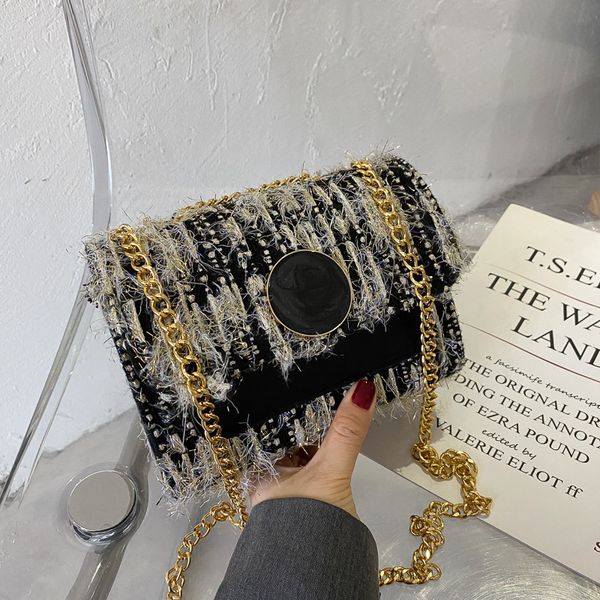 women casual chain small square bag new trend korean fashion messenger crossbody bag single shoulder small square bag satchels, Red;black
women casual chain small square bag new trend korean fashion messenger crossbody bag single shoulder small square bag satchels, Red;black