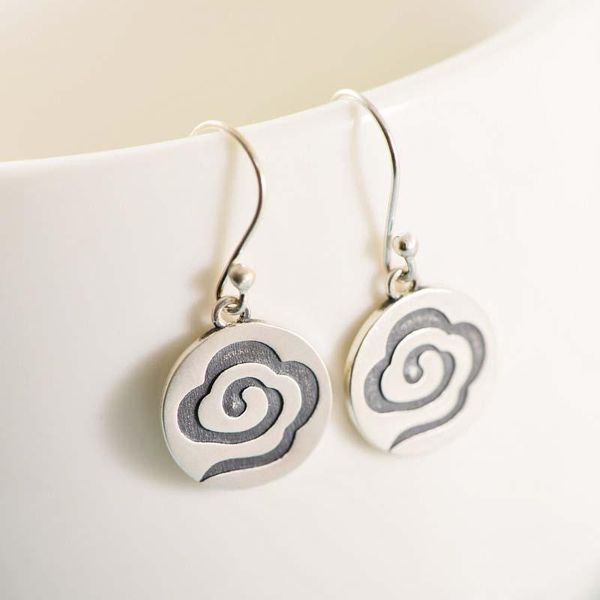 hoop & huggie real s925 sterling silver national style women's fashion round auspicious clouds earrings exquisite charm jewelry, Golden;silver
hoop & huggie real s925 sterling silver national style women's fashion round auspicious clouds earrings exquisite charm jewelry, Golden;silver