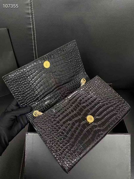 genuine leather handbag women's handbags original case and bag shoulder strap messenger cross shaped caviar leathers with box
genuine leather handbag women's handbags original case and bag shoulder strap messenger cross shaped caviar leathers with box