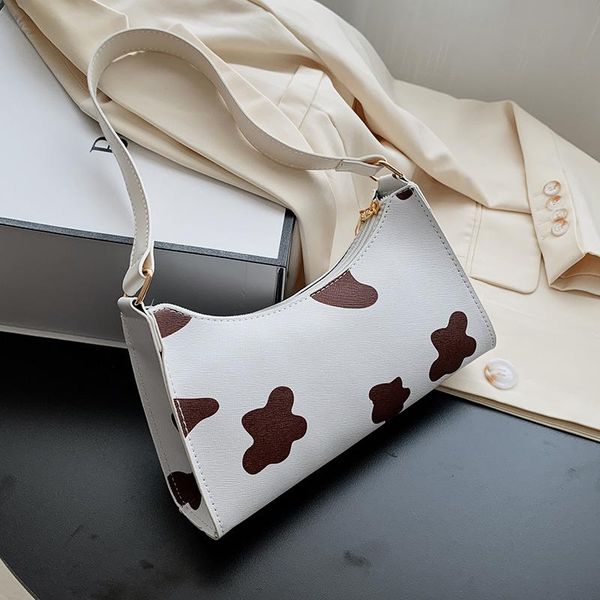 evening bags chain slung cow bag
evening bags chain slung cow bag