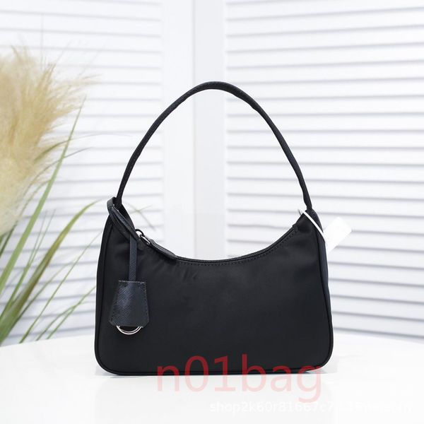 wholesale re-edition underarm clutch bag nylon leather shoulder bags women crossbody messenger handbag ad0178
wholesale re-edition underarm clutch bag nylon leather shoulder bags women crossbody messenger handbag ad0178