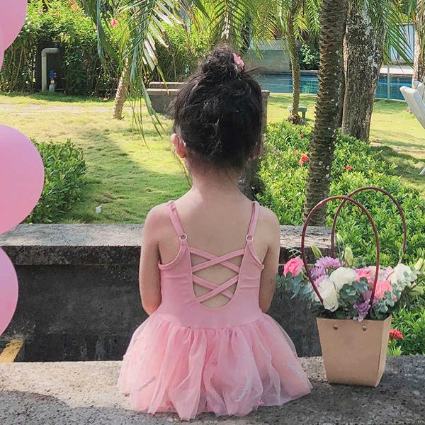 skirt 2020 piece children's yarn girl's one embroidered little princess girls' spring swimsuit, White;black
skirt 2020 piece children's yarn girl's one embroidered little princess girls' spring swimsuit, White;black