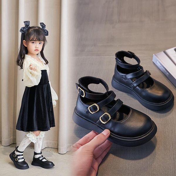 flat shoes fashion autumn girls leather children baby princess retro sneakers pearl diamond single kids dance, Black;grey
flat shoes fashion autumn girls leather children baby princess retro sneakers pearl diamond single kids dance, Black;grey