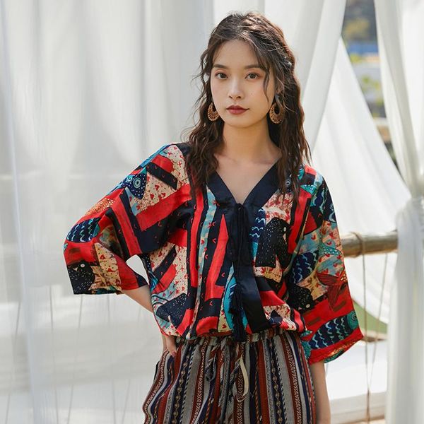 women's blouses & shirts 2021 women fashion printing blouse ethnic trend v-neck lady shirt, White
women's blouses & shirts 2021 women fashion printing blouse ethnic trend v-neck lady shirt, White