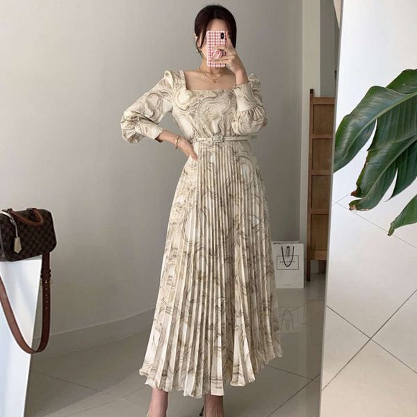 korean chic autumn foreign style show thin square neck ink printing waist long pleated dress with belt, Black;gray
korean chic autumn foreign style show thin square neck ink printing waist long pleated dress with belt, Black;gray