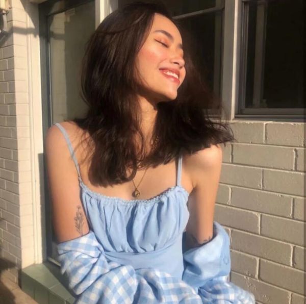 2021 chic french check plaid knitted crop cardigan sweater retro woman v neck long lantern sleeve gingham jumper short knitwear, White;black
2021 chic french check plaid knitted crop cardigan sweater retro woman v neck long lantern sleeve gingham jumper short knitwear, White;black