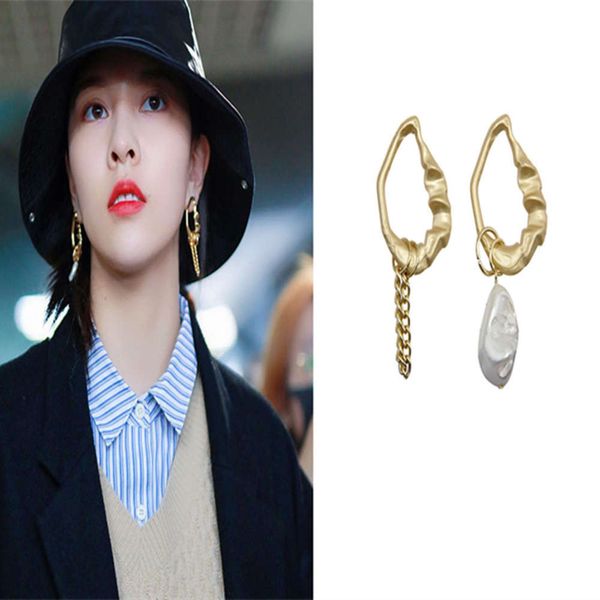 hbp fashion korean simple sub gold baroque pearl pendant geometric chain asymmetric earrings female, Silver
hbp fashion korean simple sub gold baroque pearl pendant geometric chain asymmetric earrings female, Silver