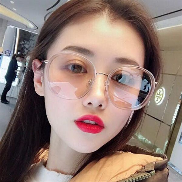 sunglasses oversize retro round women shades 2021 brand sun glasses classic gradient anti-uv eyewear trendy oculos feminino, White;black
sunglasses oversize retro round women shades 2021 brand sun glasses classic gradient anti-uv eyewear trendy oculos feminino, White;black