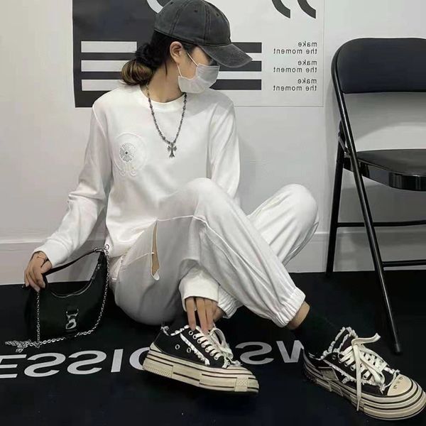 21s autumn new trend horseshoe model letter printed cotton terry sweater lovers' aging style, Black
21s autumn new trend horseshoe model letter printed cotton terry sweater lovers' aging style, Black