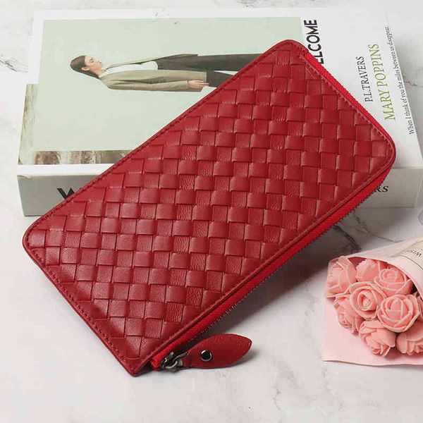 leather women's long purse handmade sheepskin woven thin wallet holding bag card korean version simple, Red;black
leather women's long purse handmade sheepskin woven thin wallet holding bag card korean version simple, Red;black