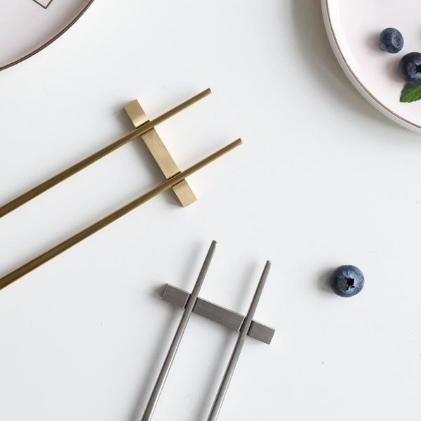 metal stainless steel chopstick holder rose gold silver chopstick rack pillow care rest spoon stand durable tableware home decor
metal stainless steel chopstick holder rose gold silver chopstick rack pillow care rest spoon stand durable tableware home decor