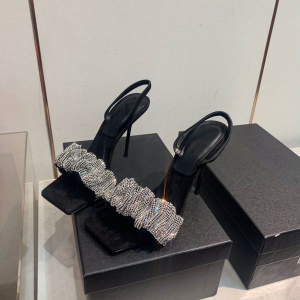 2021 neweuropean classic luxury style women's sandals fashion slippers sandal high heel water drill decoration style crystal decoration, Black
2021 neweuropean classic luxury style women's sandals fashion slippers sandal high heel water drill decoration style crystal decoration, Black