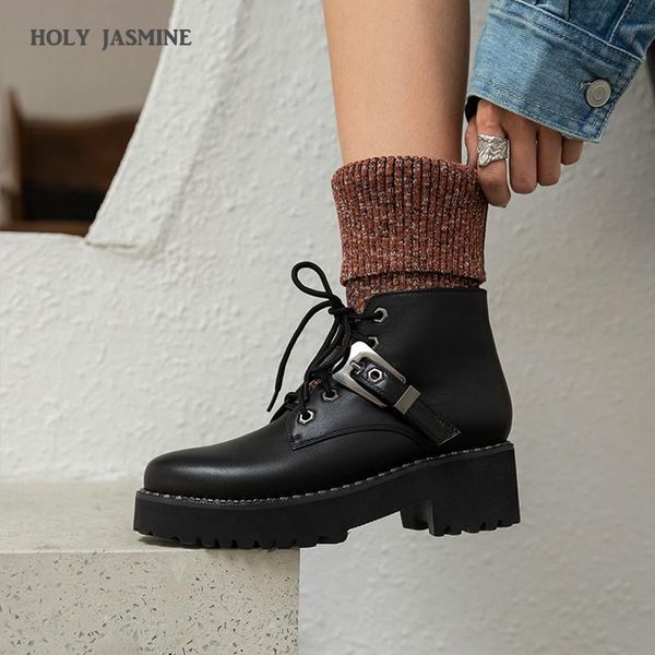 boots holy jasmine wool women 2021 autumn winter real leather rivet belt buckle mid-calf flat with microfiber, Black
boots holy jasmine wool women 2021 autumn winter real leather rivet belt buckle mid-calf flat with microfiber, Black