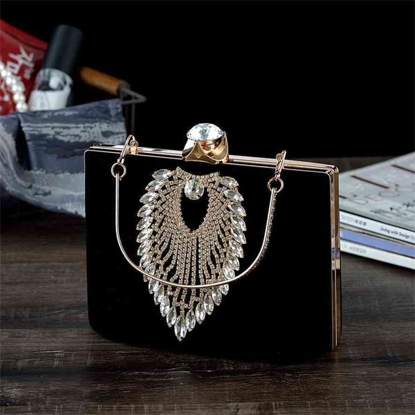 new style hand-held velvet bag with diamond for banquet, dress, cheongsam and hanfu
new style hand-held velvet bag with diamond for banquet, dress, cheongsam and hanfu