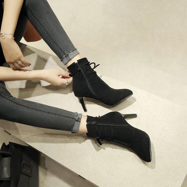boots big size ma'am fine heel short pure color frenulum boot barrel suede high-heeled, Black
boots big size ma'am fine heel short pure color frenulum boot barrel suede high-heeled, Black