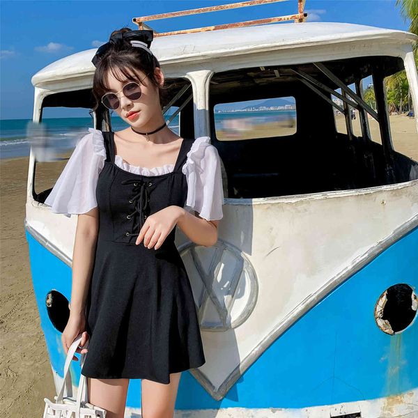 one piece swimsuit female conservative 2021 new spring cover belly show thin swimsuit flat angle skirt student fairy model, White;black
one piece swimsuit female conservative 2021 new spring cover belly show thin swimsuit flat angle skirt student fairy model, White;black