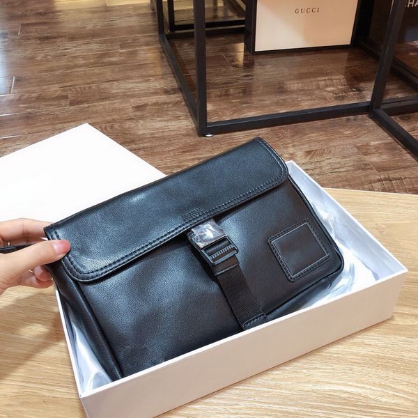 pieces of designer fashion bag coin purse old flower embossed classical chain shoulder bag lady purse belt bag 28 18 7cm0, Black
pieces of designer fashion bag coin purse old flower embossed classical chain shoulder bag lady purse belt bag 28 18 7cm0, Black