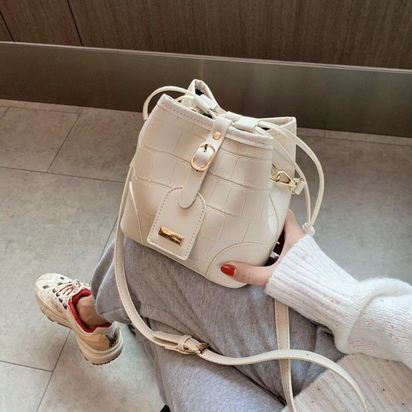 evening bags fashion womens handbags casual and versatile women's shoulder bag purses
evening bags fashion womens handbags casual and versatile women's shoulder bag purses
