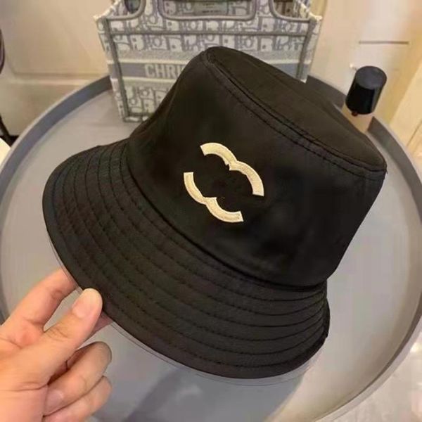 wide brim hats 2021 summer luxury bob ladies bucket hat nylon sunscreen sunshade designer outdoor beach vacation fashion fisherman, Blue;gray
wide brim hats 2021 summer luxury bob ladies bucket hat nylon sunscreen sunshade designer outdoor beach vacation fashion fisherman, Blue;gray