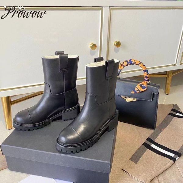 boots prowow suede leather sheep wool warm round toe low heel winter snow shoes women zapatos mujer1, Black 
boots prowow suede leather sheep wool warm round toe low heel winter snow shoes women zapatos mujer1, Black