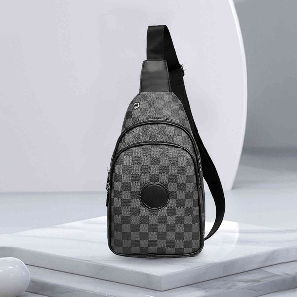 briefcase 2021 men's bag single shoulder chest leisure lattice messenger cross small backpack fashion brand, Black;red
briefcase 2021 men's bag single shoulder chest leisure lattice messenger cross small backpack fashion brand, Black;red