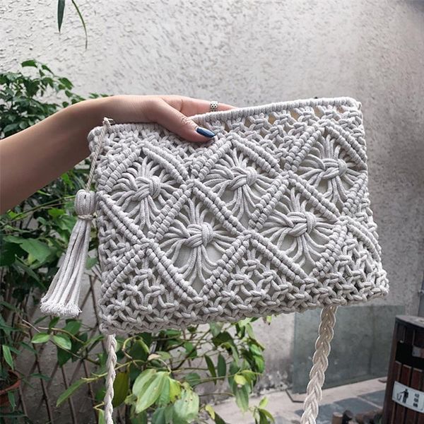 evening bags fashion woven shoulder straw summer women weave crossbody beach travel handbag female bag messenger bolsa
evening bags fashion woven shoulder straw summer women weave crossbody beach travel handbag female bag messenger bolsa