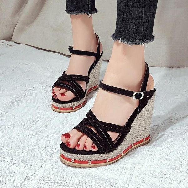 sandals 2021 summer thick sole slope heel high muffin women's shoes straw large size 40-50 chengdu 1, Black
sandals 2021 summer thick sole slope heel high muffin women's shoes straw large size 40-50 chengdu 1, Black