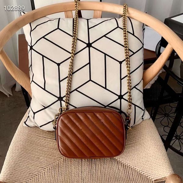 5a+luxury small 2020 new tide joker leather camera bags one inclined shoulder ling chain female bag
5a+luxury small 2020 new tide joker leather camera bags one inclined shoulder ling chain female bag