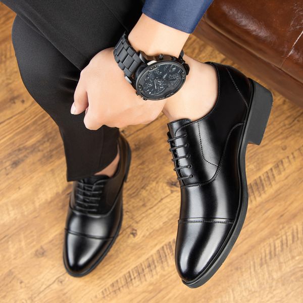37-46 mens flat / 5 cm heightening elevator shoes business formal leather shoes man british casual wedding suit shoes, Black
37-46 mens flat / 5 cm heightening elevator shoes business formal leather shoes man british casual wedding suit shoes, Black