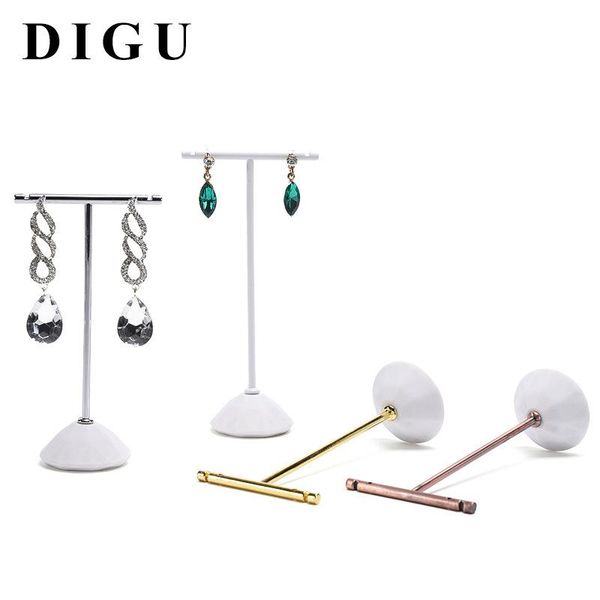 jewelry pouches, bags resin base metal earrings display stand props spot wholesale, Pink;blue
jewelry pouches, bags resin base metal earrings display stand props spot wholesale, Pink;blue