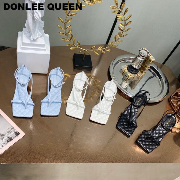 new fashion square toe sandals women metal med heels sandal narrow band gladiator shoes women back strap embroidery sandals 2020, Black
new fashion square toe sandals women metal med heels sandal narrow band gladiator shoes women back strap embroidery sandals 2020, Black