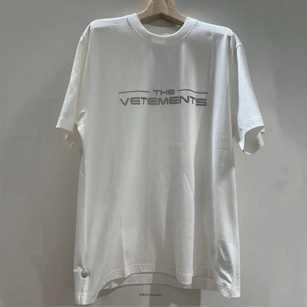 2021 new reflective t-shirt men women siery-tone printed vetements tee vtm collar tag aslk, White;black
2021 new reflective t-shirt men women siery-tone printed vetements tee vtm collar tag aslk, White;black