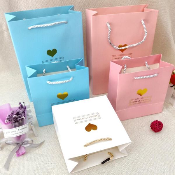 gift wrap 20pcs/lot cartoon heart print bag christening children's day paper tote packaging 14*15*7cm
gift wrap 20pcs/lot cartoon heart print bag christening children's day paper tote packaging 14*15*7cm